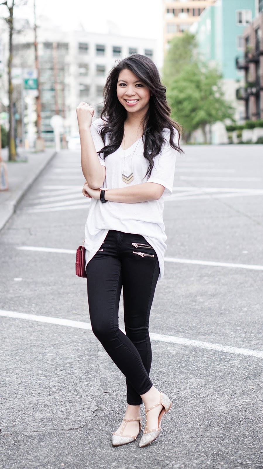 Black & White: Plain Tee and Zippered Jeans | Just a Tina Bit